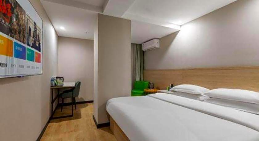 Vatica YangZhou Dongguan Street Hotel – Yangzhou, VA