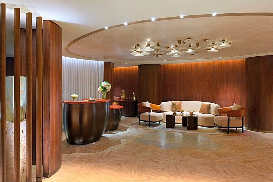 The Ritz-Carlton Abu Dhabi - Grand Canal
