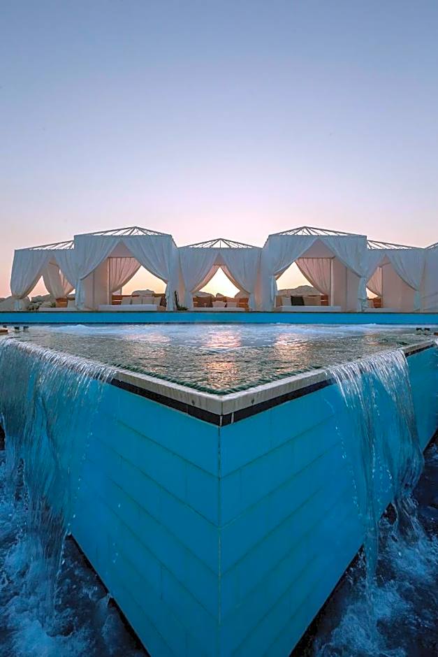 Four Seasons Halat