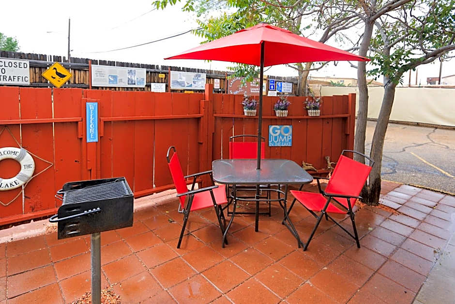 Red Rock Motel and Dam Motel