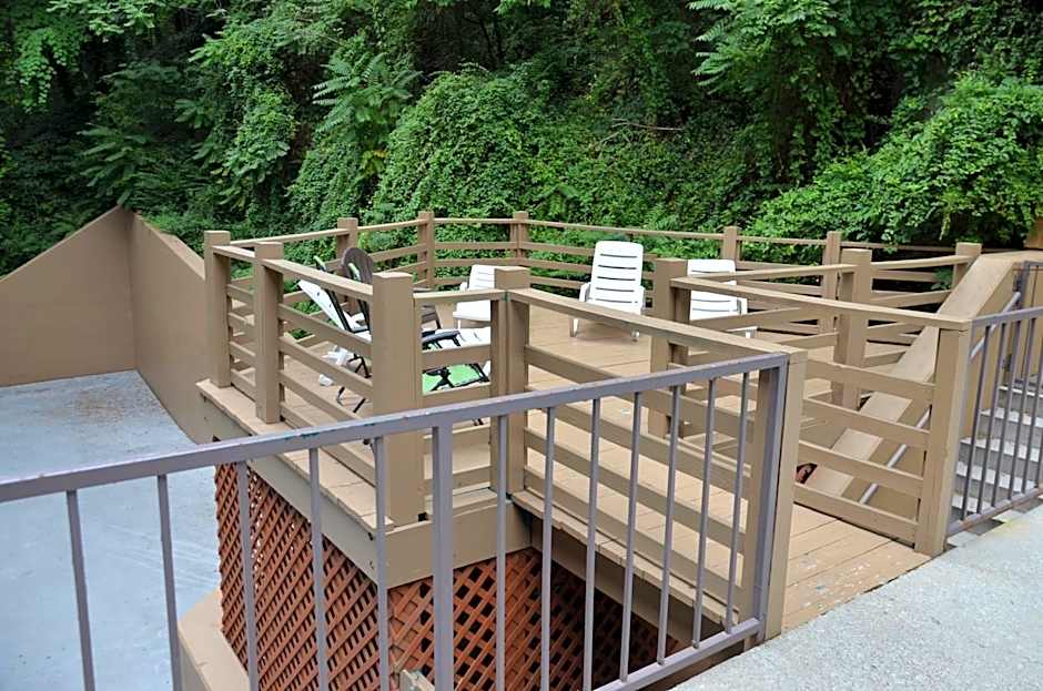 Edgewater Hotel and Conference Center