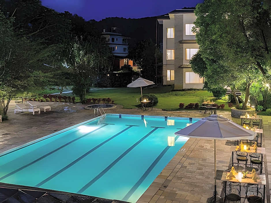 Hotel Barahi Pokhara