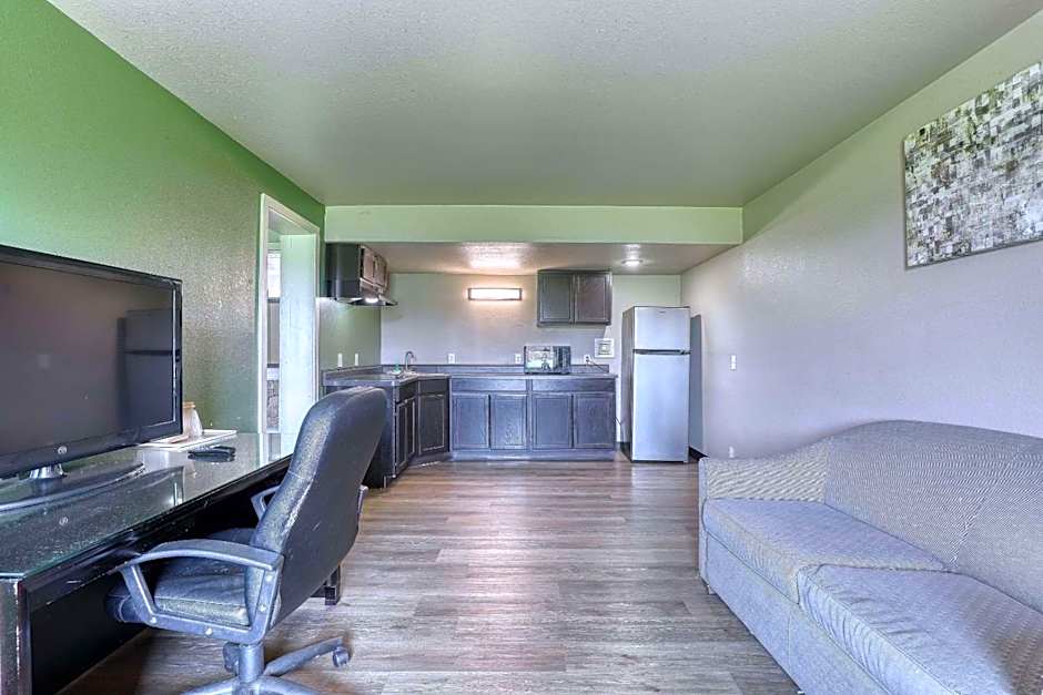 Suburban Studios Neenah-Appleton