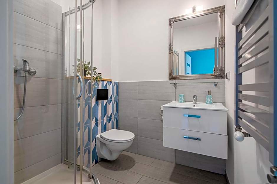 Black Swan House, Old Town