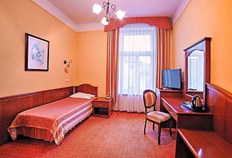 Premium Single Room