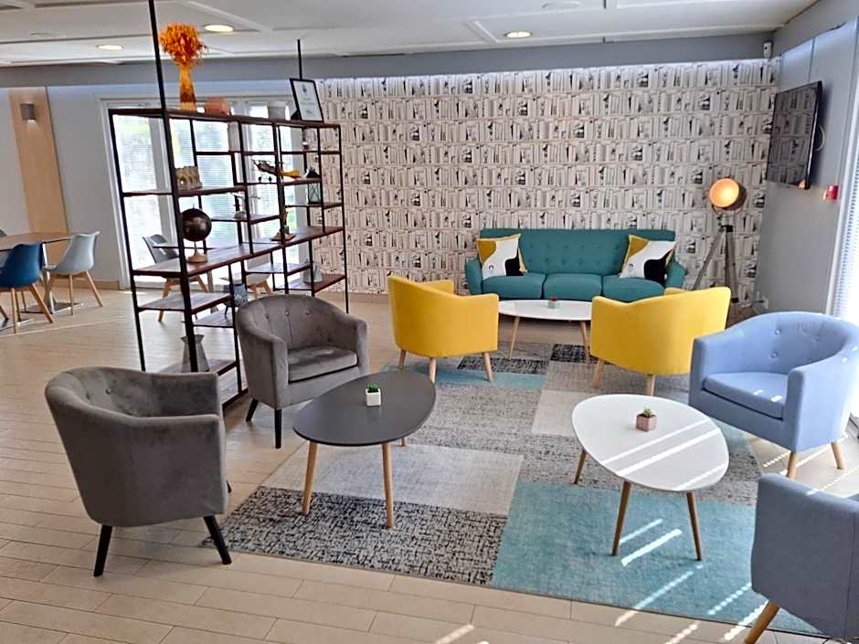 Campanile Versailles Buc