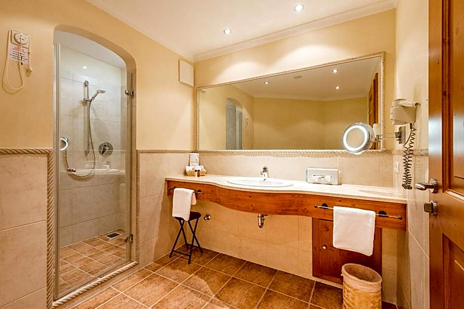 Hotel und Landgasthof Altwirt