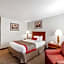 Iberia House & Suites