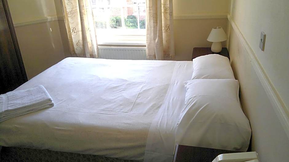 Rose and Crown Hotel