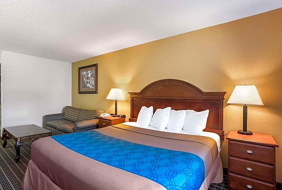 Rodeway Inn Cedar Rapids