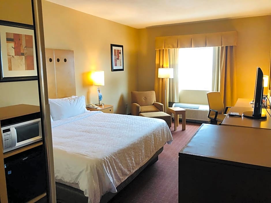 Holiday Inn Express Saltillo Zona Aeropuerto By IHG