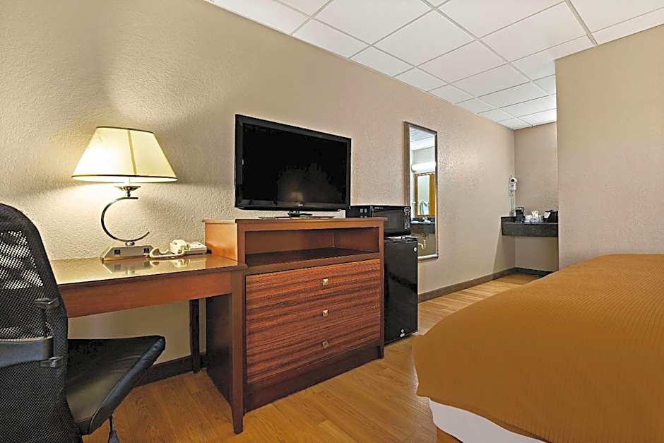 Rodeway Inn