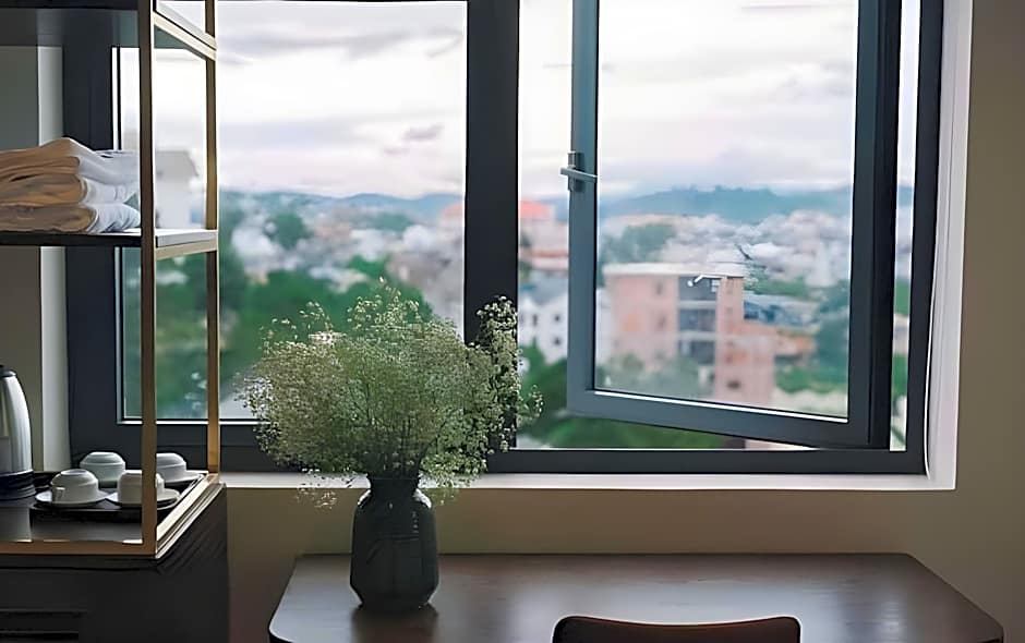 Sunset Hill Hotel