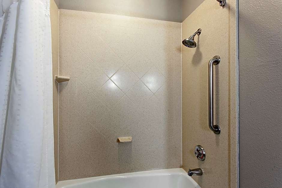 Holiday Inn Express Wharton Hotel By IHG