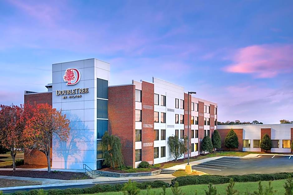Photo 1 of 34 of DoubleTree By Hilton Hotel Rocky Mount
