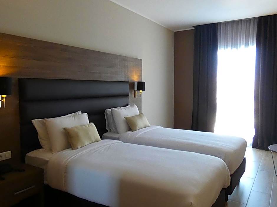 Le Zenith Hotel Oran