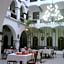 Hotel Colonial