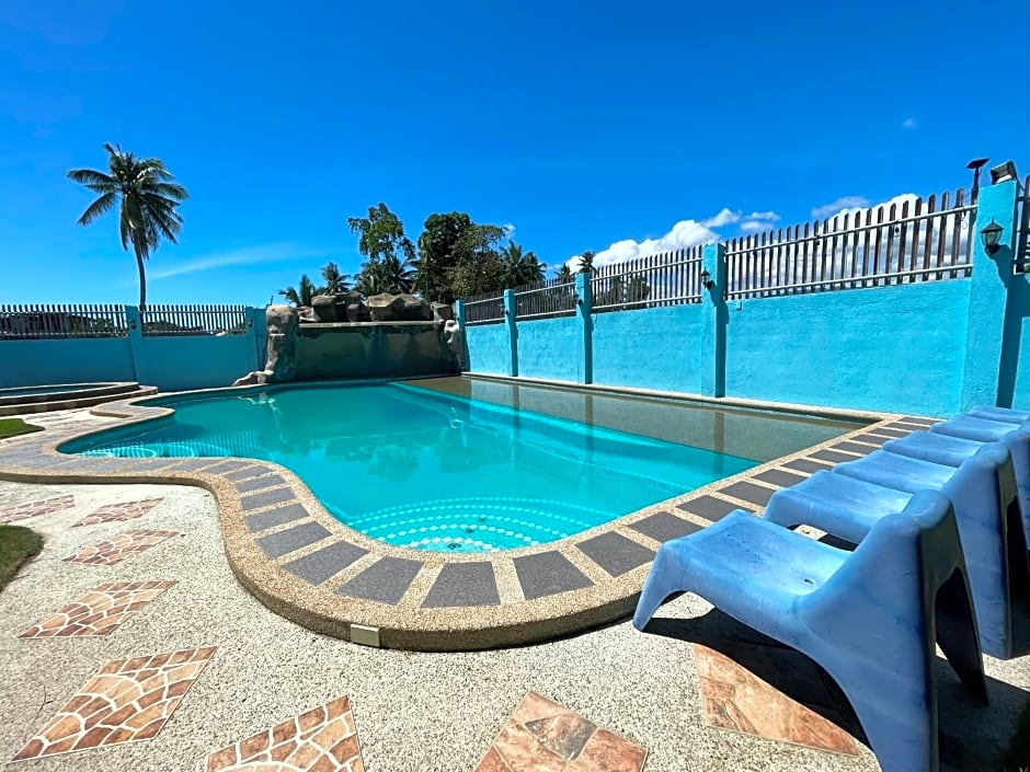 Argao Seabreeze Hotel powered by Cocotel