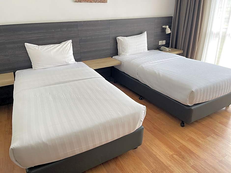 Win Hotel
