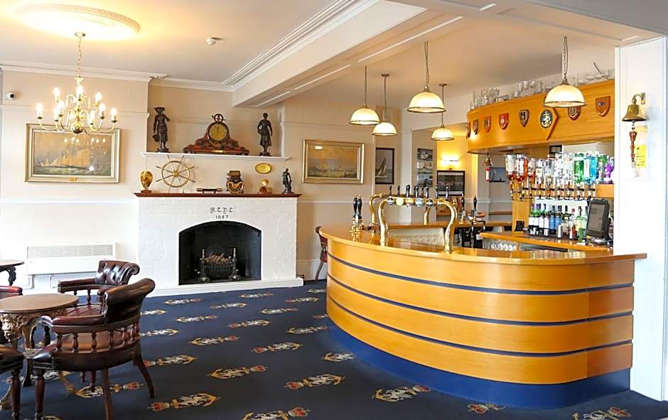 Royal Temple Yacht Club