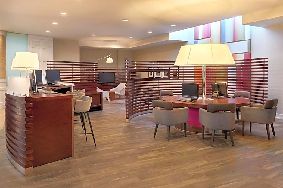 Sheraton Parkway Toronto North Hotel & Suites