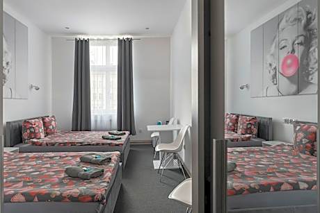 Twin Room with Private Bathroom