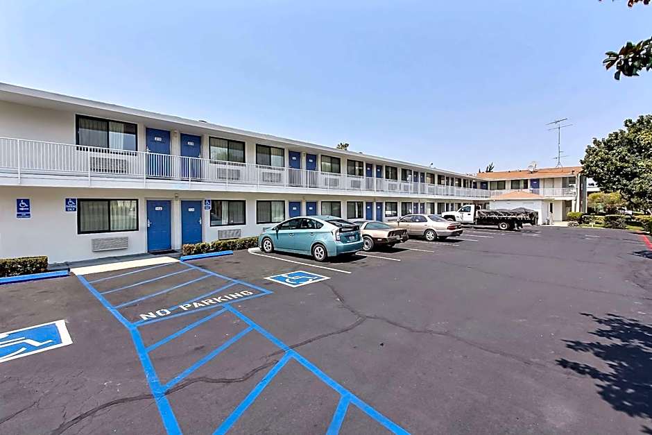Motel 6-Sunnyvale, CA - South