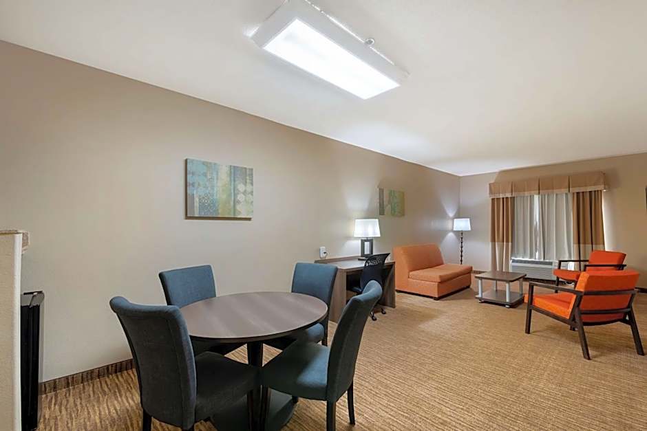Best Western Plus Dfw Airport Suites