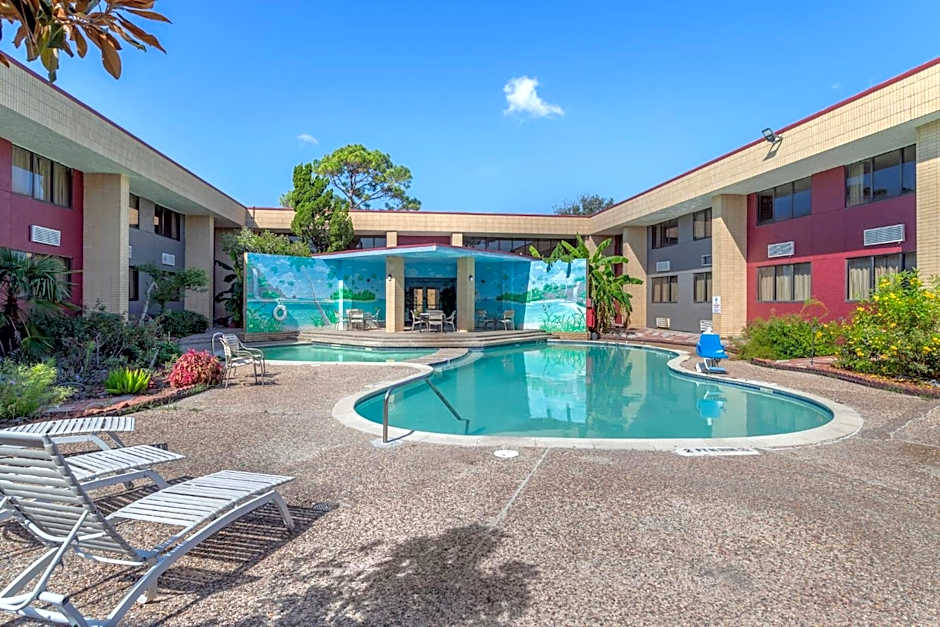 Red Roof Inn La Marque