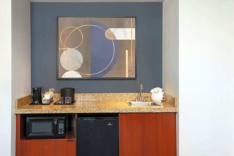 Courtyard by Marriott Omaha Aksarben Village