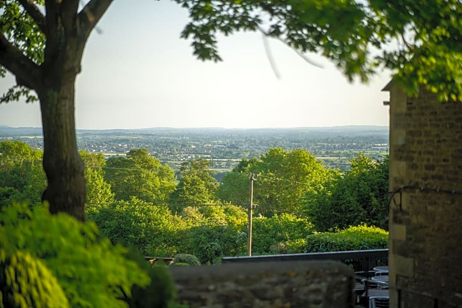 Rising Sun Pub, Restaurant and Rooms