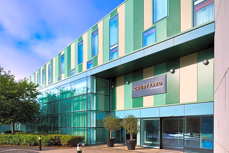 Courtyard by Marriott London Gatwick Airport