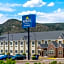 Microtel Inn & Suites by Wyndham Raton