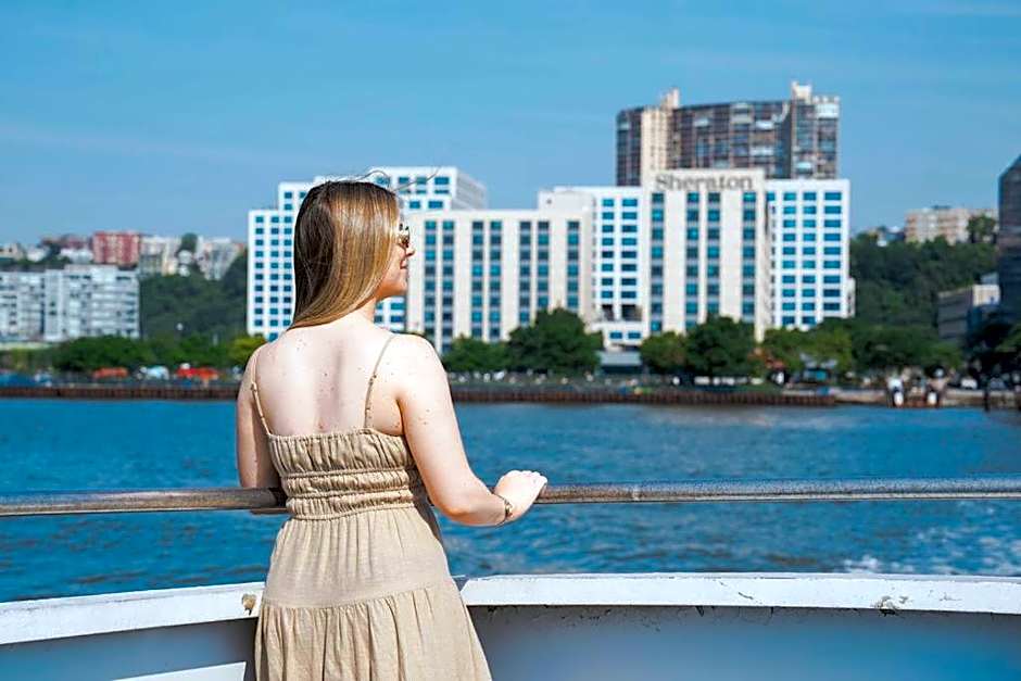 Sheraton Lincoln Harbor Hotel