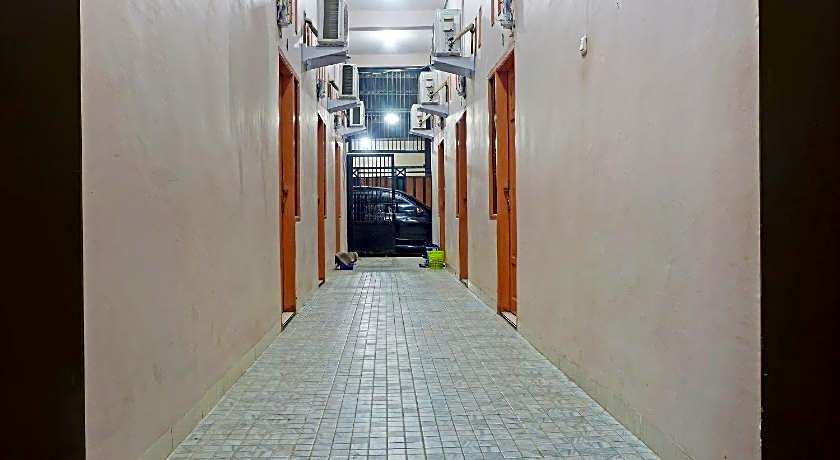 Hotel O Almeerah Homestay Syariah Near RS Hermina