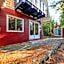 Red Barn WATERFRONT TOBERMORY A-Frame