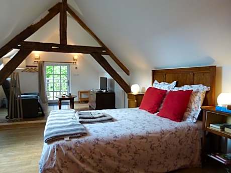 Deluxe Double Room with Shower