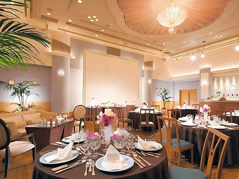 Hotel Hewitt Koshien