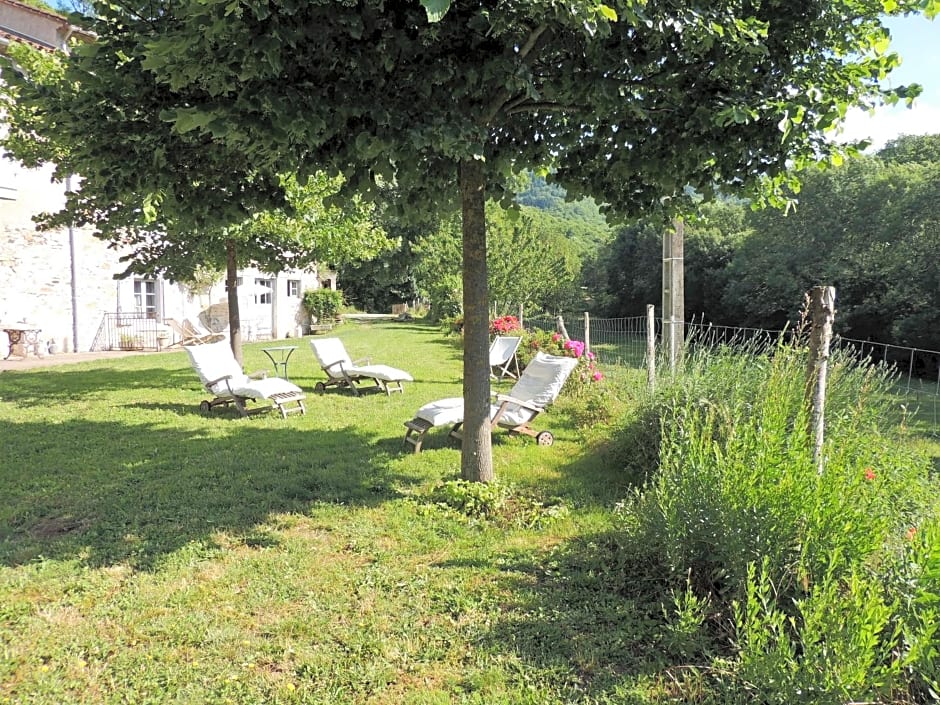 Nabat le Haut, chambre et table d'hotes