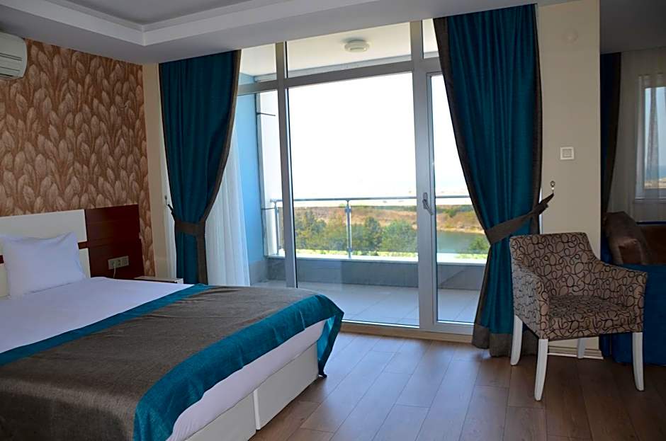 Grand Ahos Hotel