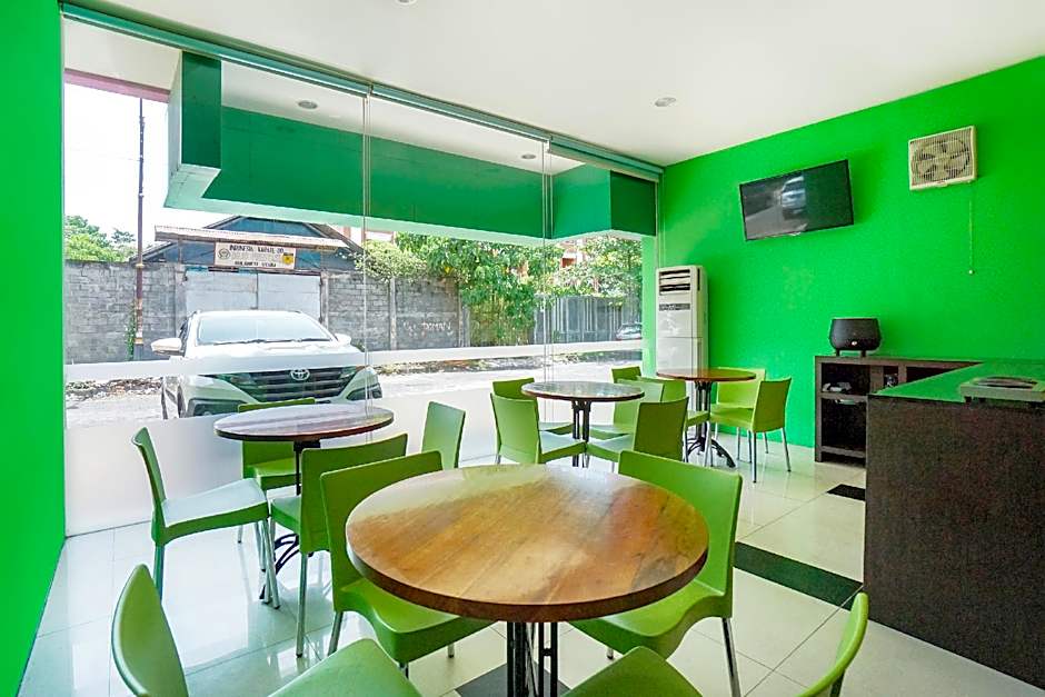 OYO 770 De Nearby Hotel