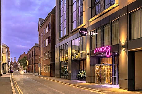Moxy Belfast City