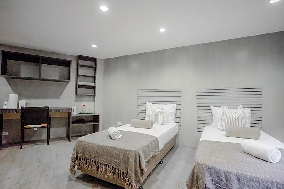 Oak and Stone Bed and Breakfast