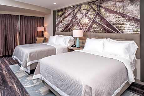 Queen Room with Two Queen Beds - Disability Access Hearing Accessible - Roll-In Shower