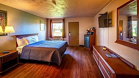 Deluxe Single Bed