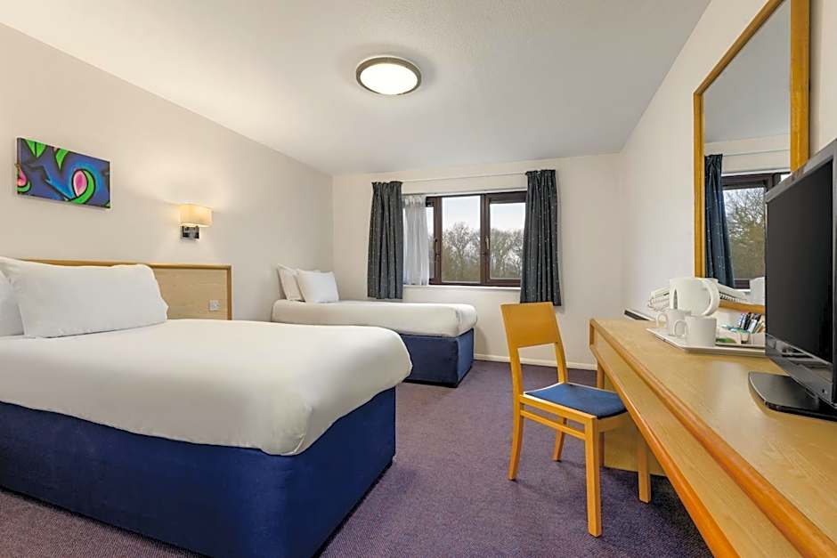 Days Inn Bridgend Cardiff