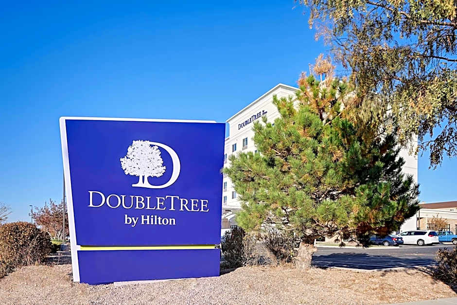 DoubleTree by Hilton Denver International Airport