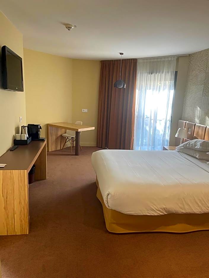 Golden Tulip Avignon Le Paradou
