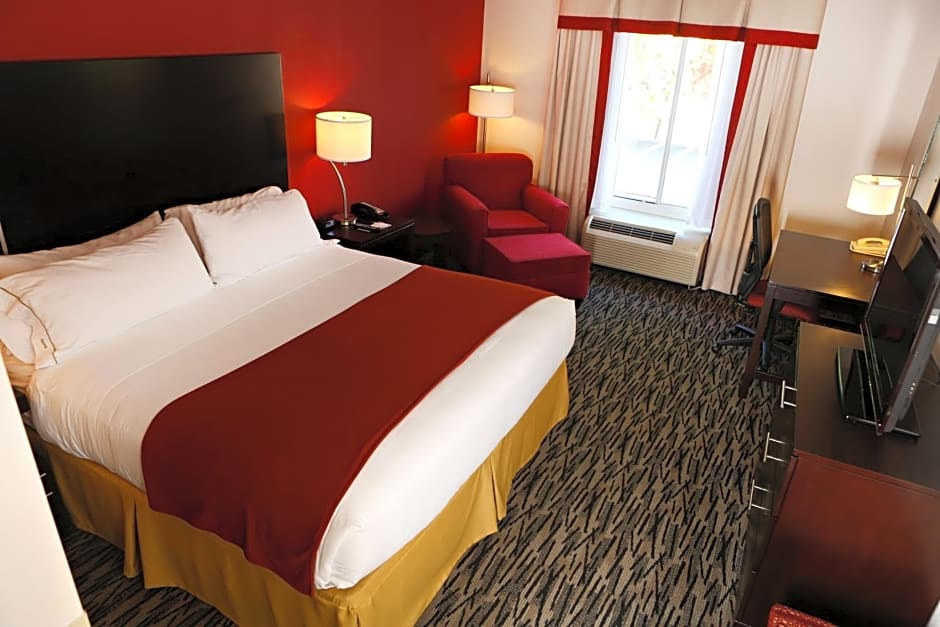 Holiday Inn Express Hotel & Suites - Sumter, an IHG Hotel