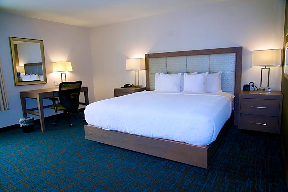 La Quinta Inn & Suites by Wyndham St Paul-Woodbury